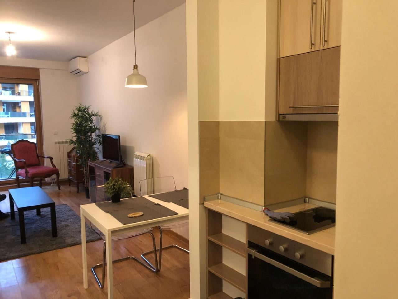 Dordegol 99 Muses Apartments מראה חיצוני תמונה